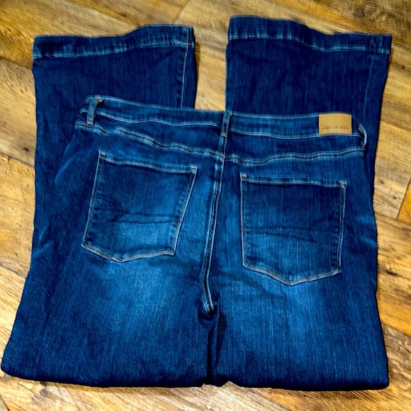 American Eagle Outfitters Denim - American Eagle high rise jeans